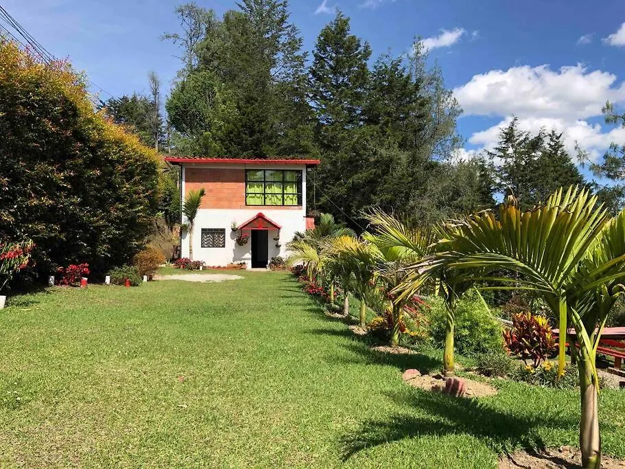 Desconectate! Casa De Campo Con Vista Sensacional !!! Rionegro 0*,  Colombia