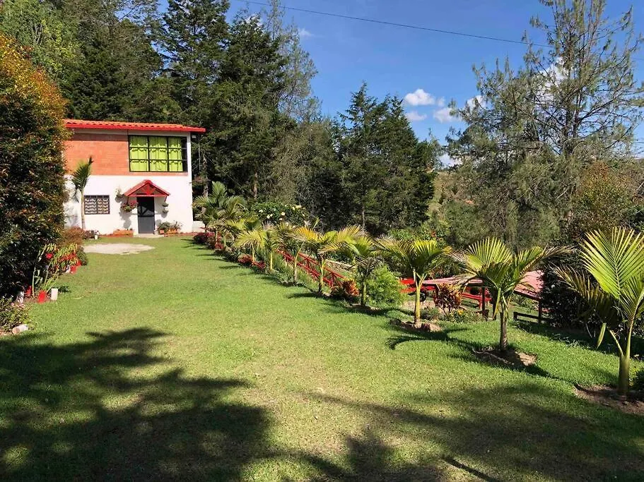 Desconectate! Casa De Campo Con Vista Sensacional !!! Rionegro
